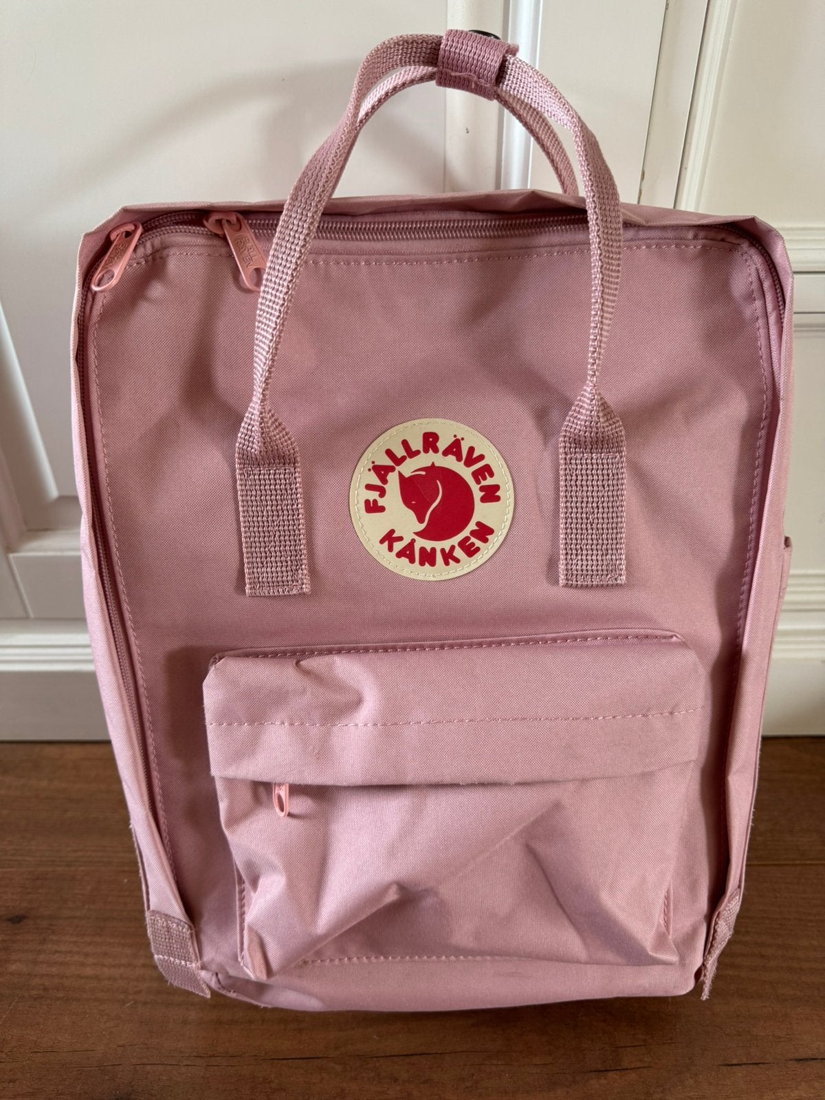 Fjällräven roze rugtas in nieuwstaat, Minder dan 30 cm, Rugtas, Ophalen of Verzenden, Zo goed als nieuw