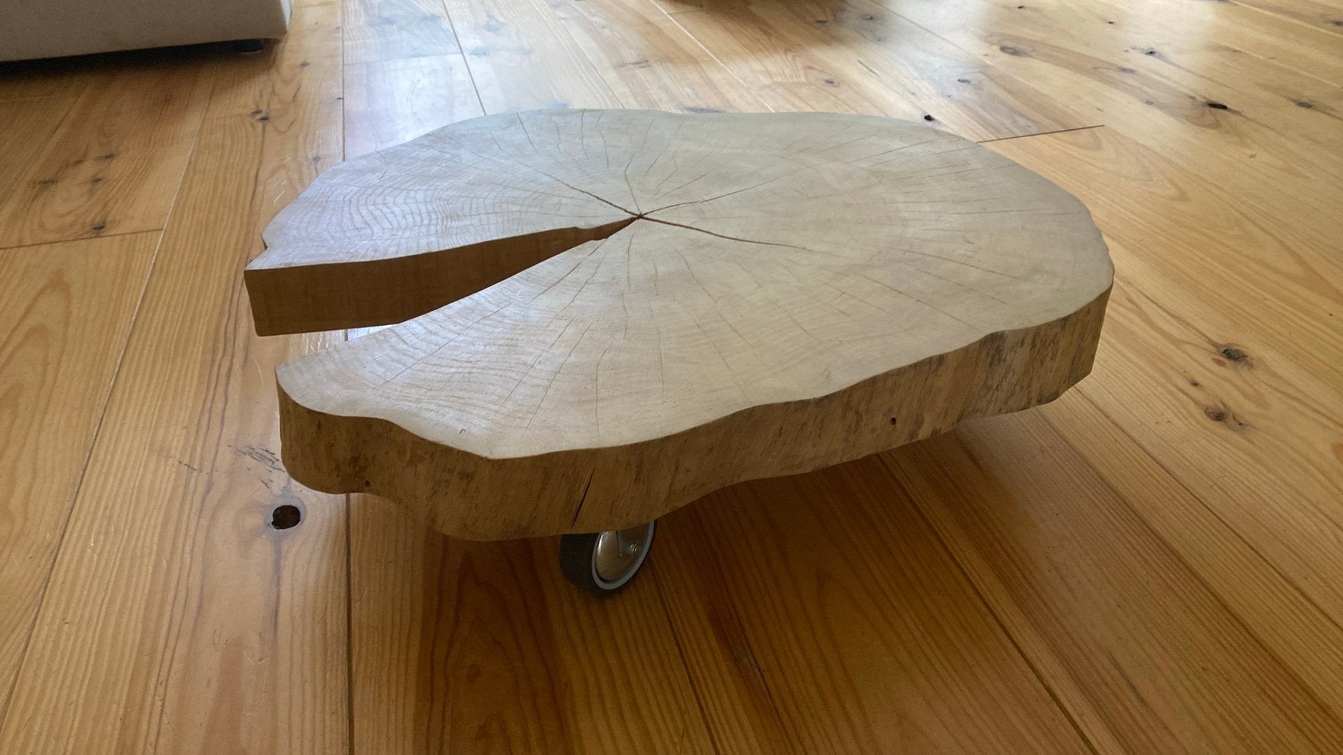Houten bijzettafel met wielen, Ophalen, Zo goed als nieuw, Hout