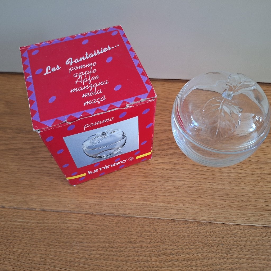 Bonbonschaal in de vorm van appel, Nieuw, Ophalen of Verzenden, Overige stijlen, Glas