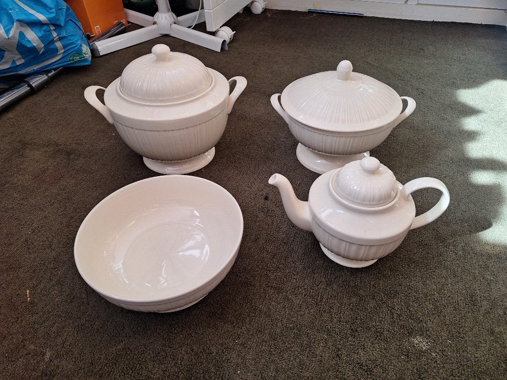 Servies schalen., Huis en Inrichting, Keuken | Servies, Ophalen, Overige stijlen, Aardewerk, Schaal of Schalen