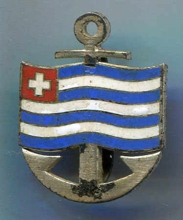 Zwitserse Rederij AG, Basel pet embleem( W_466), Ophalen of Verzenden, Zo goed als nieuw, Transport, Speldje of Pin