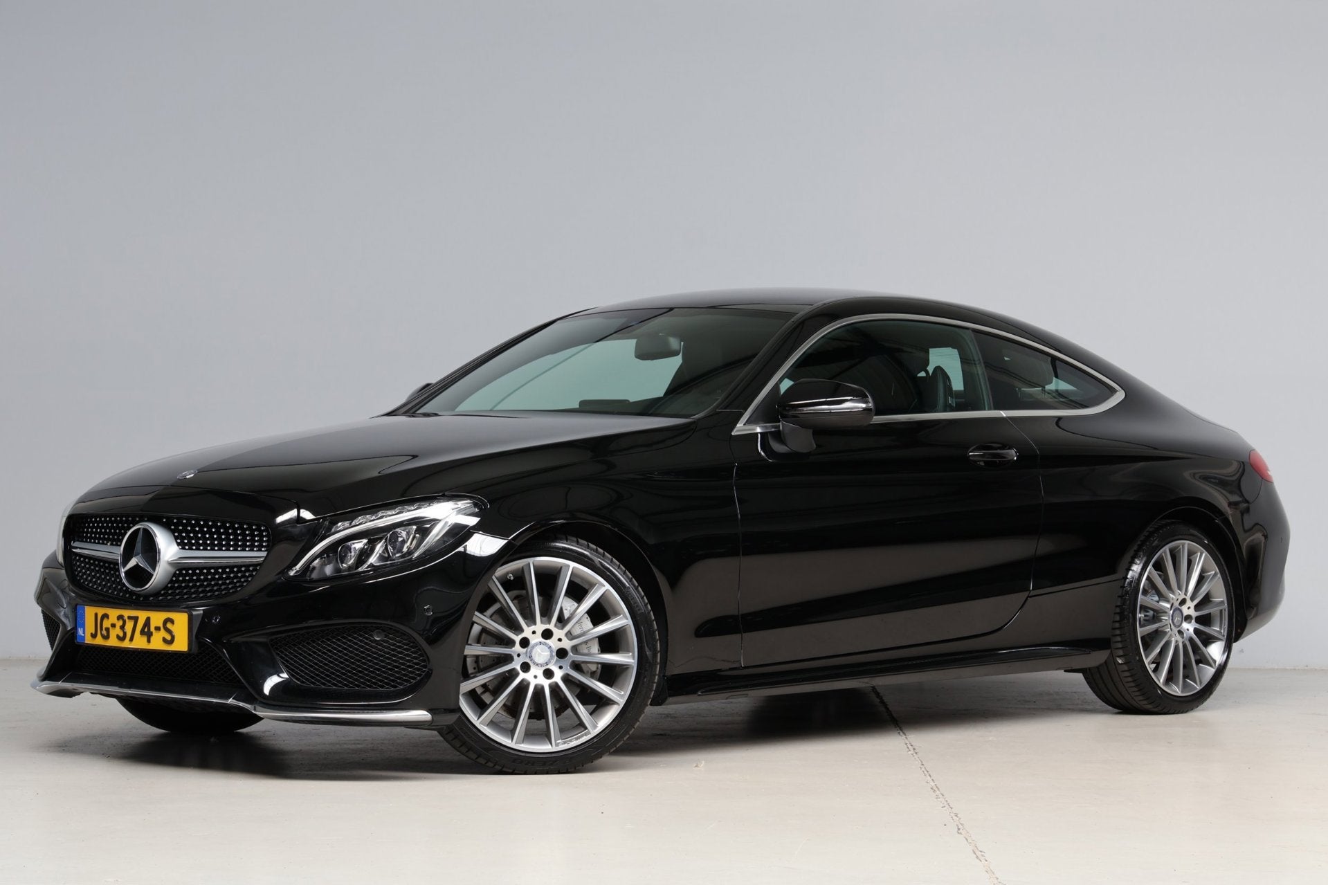 Mercedes-Benz C-klasse Coupé 180 AMG | 1e eigenaar | Nederl, Auto's, Dealer onderhouden, Gebruikt, Euro 6, 4 stoelen