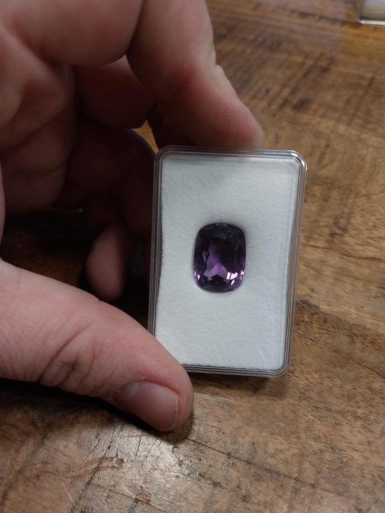 Kussen geslepen amethist, Sieraden, Tassen en Uiterlijk, Edelstenen, Ophalen of Verzenden, Zo goed als nieuw