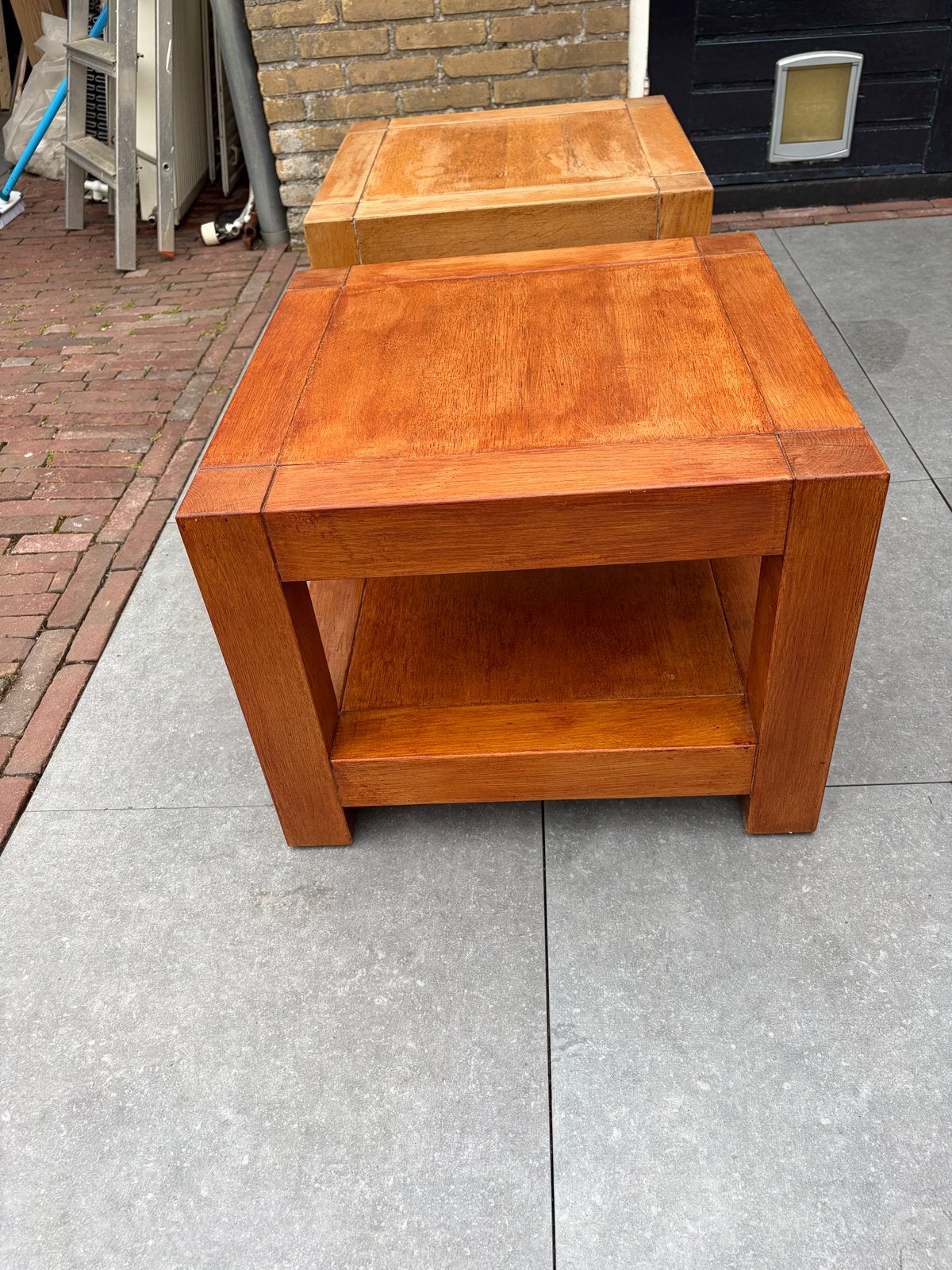 2 bijzettafels 55x55cm. Zware kwaliteit, Ophalen, Minder dan 45 cm, Gebruikt, Vierkant