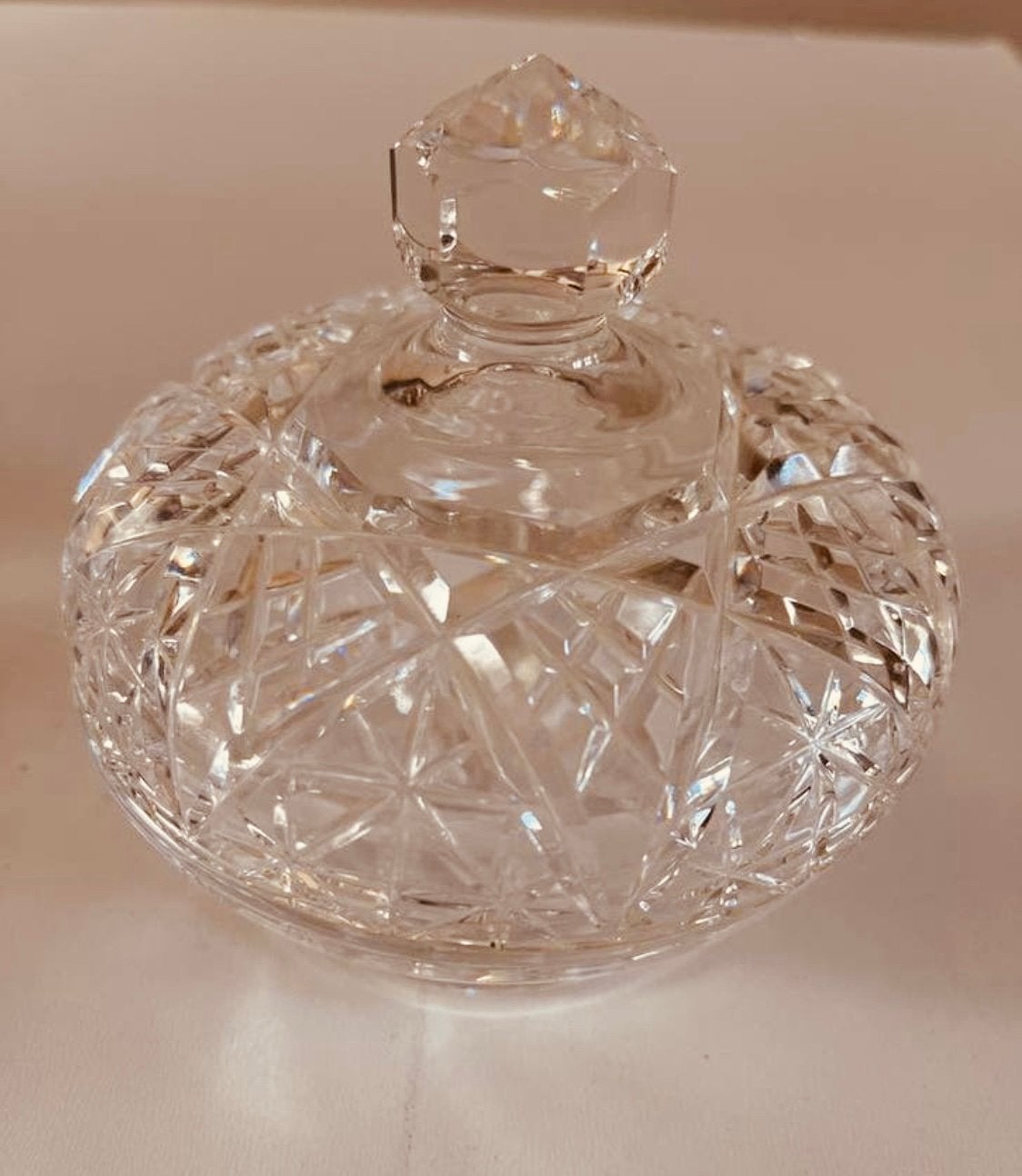 Prachtige kristallen bonbonnière met deksel, Antiek en Kunst, Antiek | Glas en Kristal, Ophalen of Verzenden