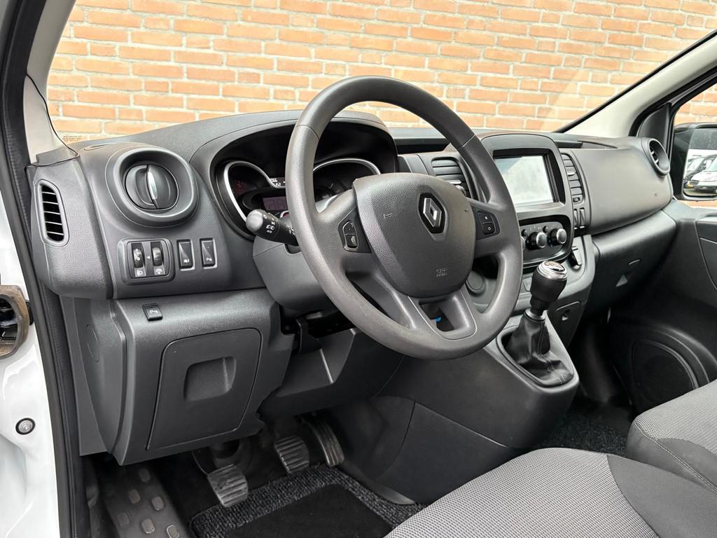 Renault Trafic 2.0dCi 145PK Lang / Carplay / Camera / Cruise, Auto's, Bestelauto's, Voorwielaandrijving, 145 pk, Stof, Gebruikt