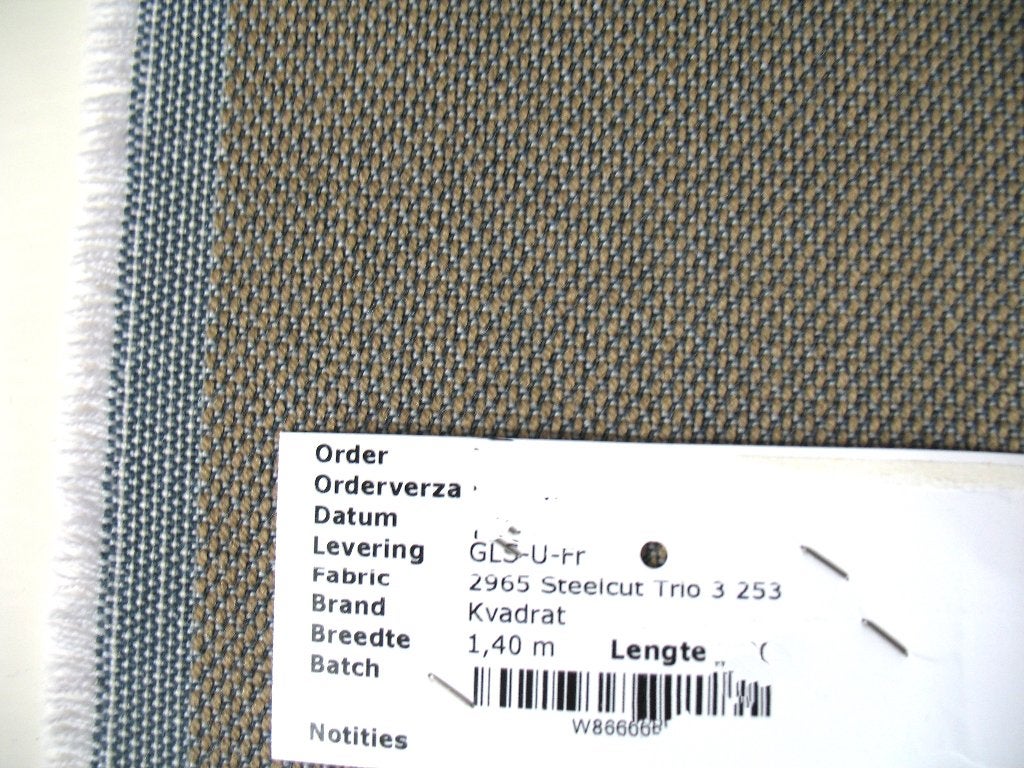 Kvadrat Steelcut Trio 3 voor b.v. Martin Visser bank max 7M., Hobby en Vrije tijd, Stoffen en Lappen, Wol, Meerkleurig, 120 cm of meer