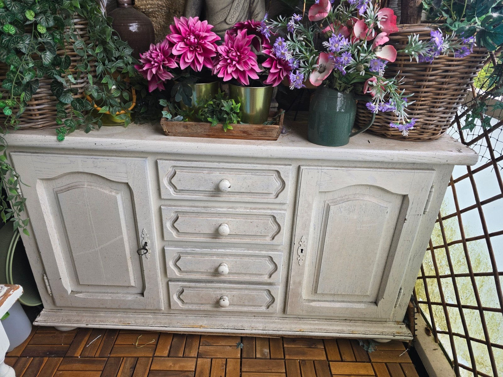Schattig tuin / balkon kastje / dressoir GRATIS !!, Ophalen, Gebruikt, 25 tot 50 cm, 50 tot 100 cm