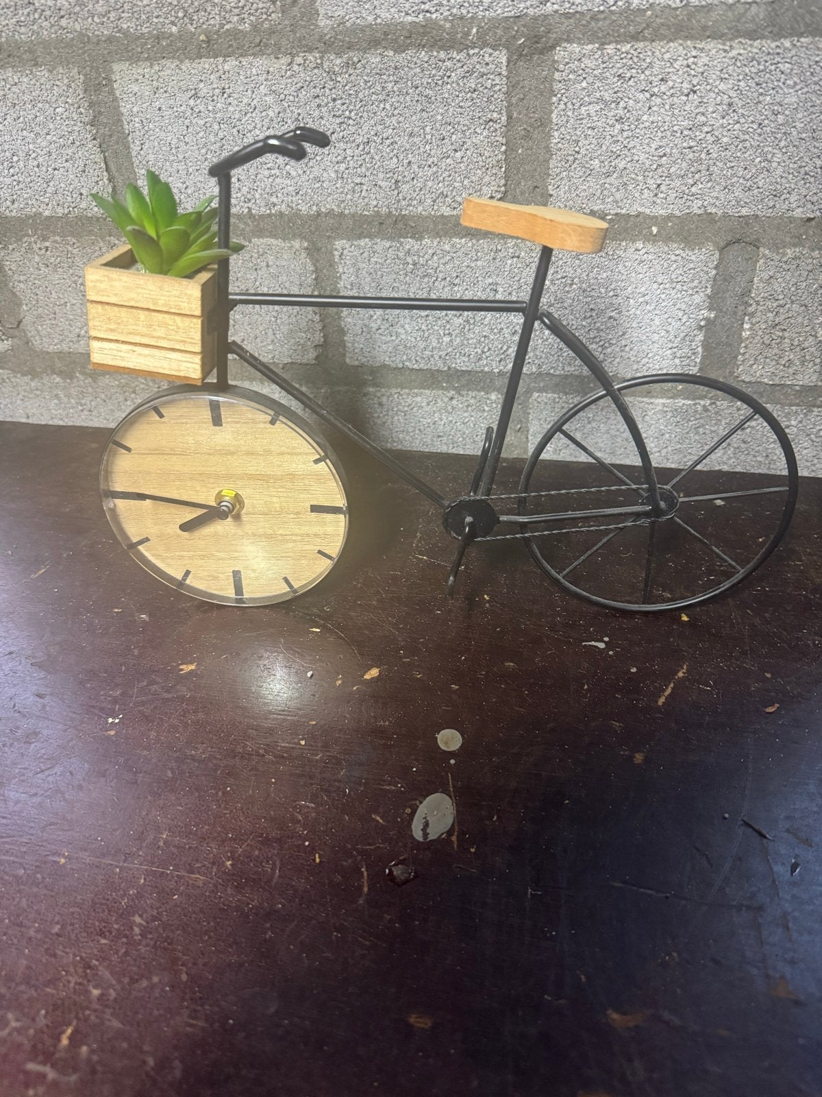 Decoratieve fietsklok met plantje - Vintage stijl, Vintage, Analoog, Werkt op batterijen, Ophalen of Verzenden