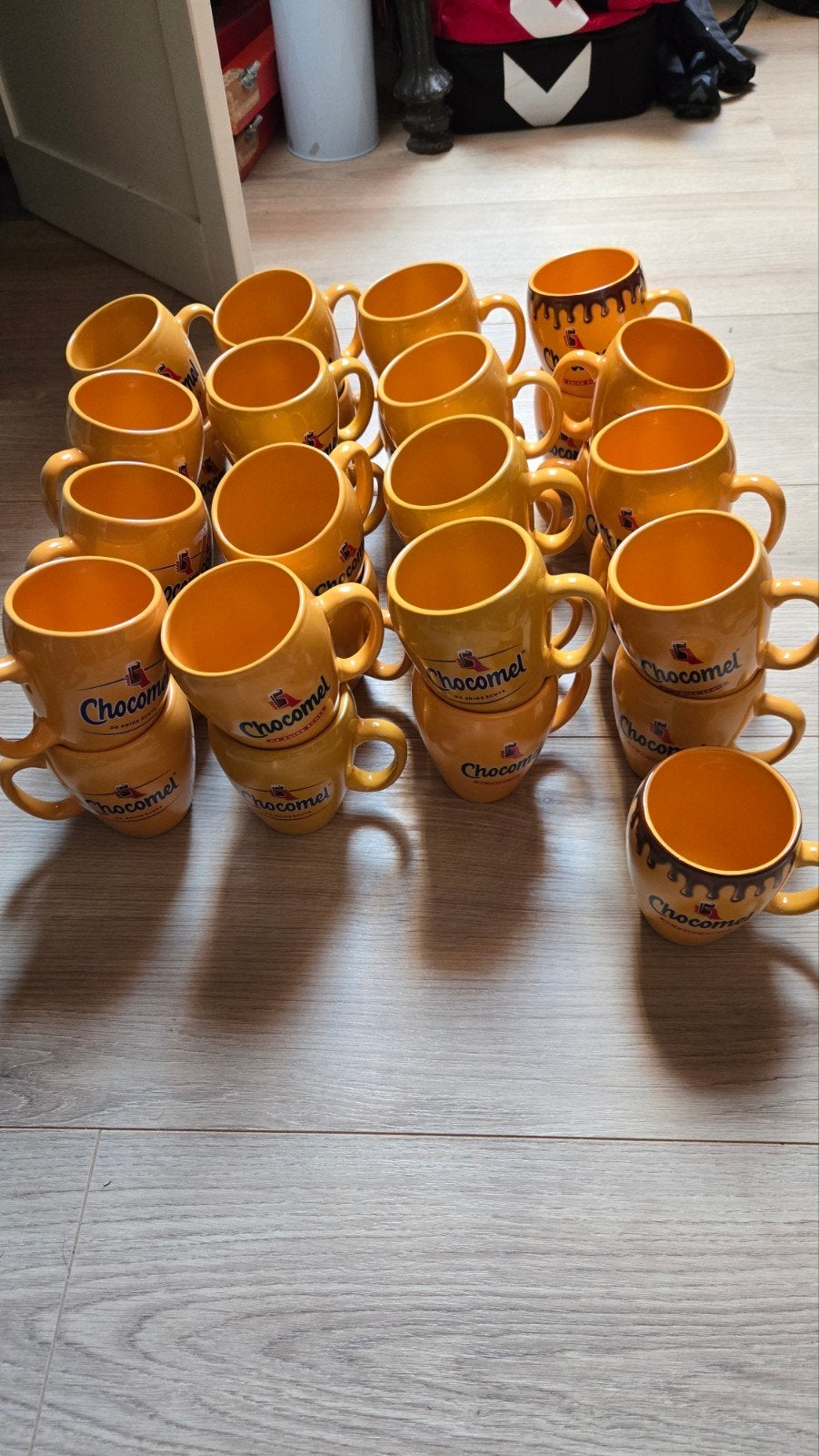 Chocomel mokken of kopjes 33 stuks, Overige materialen, Overige merken, Zo goed als nieuw, Overige stijlen