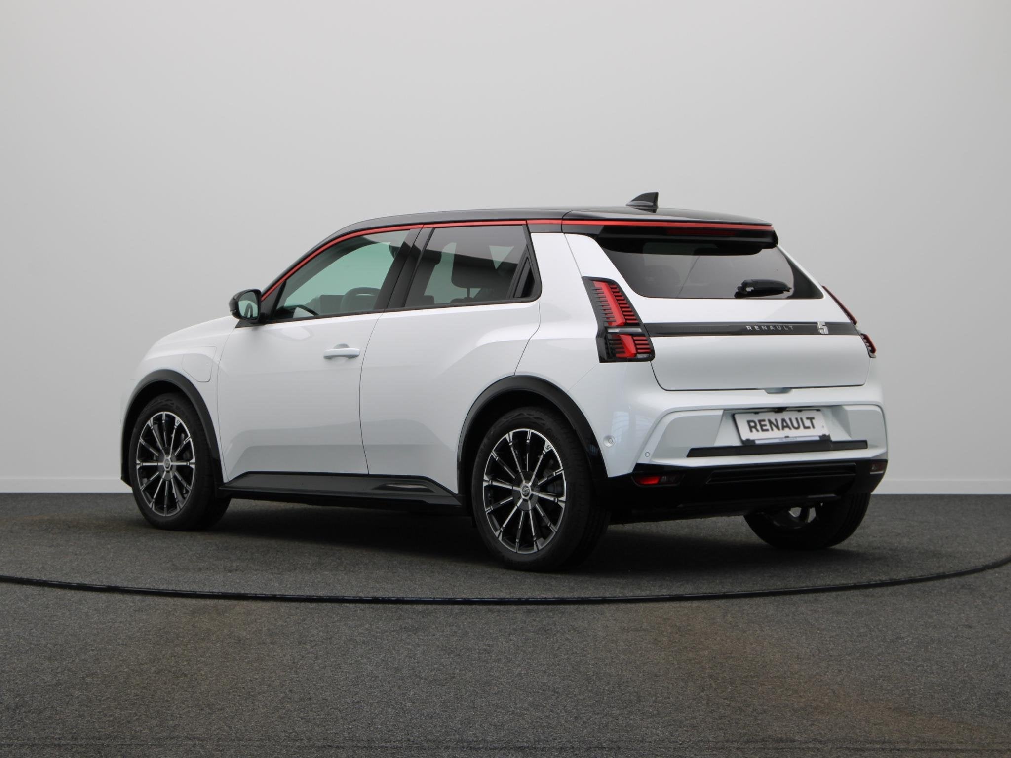 Renault 5 urban range iconic cinq 40 kWh | Vijf jaar garanti, Auto's, Dealer onderhouden, Stof, 32 min, Automatische klimaatregeling