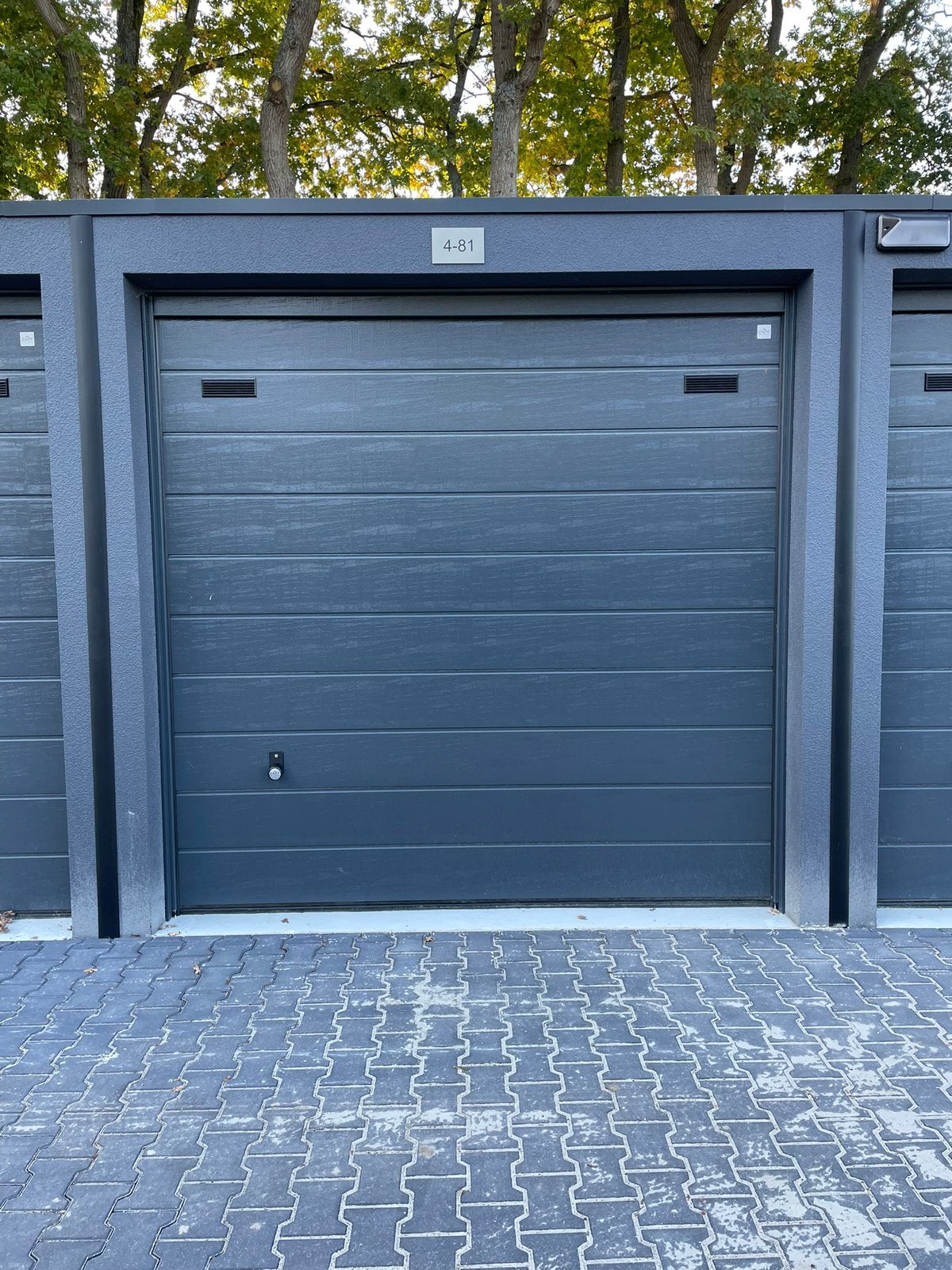 Te huur Bedrijfsruimte Garagebox XL 63m3 Roden 1 mnd Gratis, Groningen