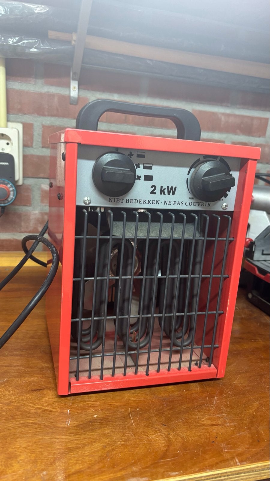 Werkplaatskachel 2kW - Elektrische Kachel, Ophalen, 30 tot 80 cm, Gebruikt, Kachel