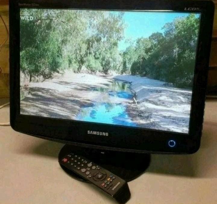 Samsung monitor televisie syncmaster 932mw + afstandsbed., 19inch, Ophalen of Verzenden, 60 Hz of minder, HDMI