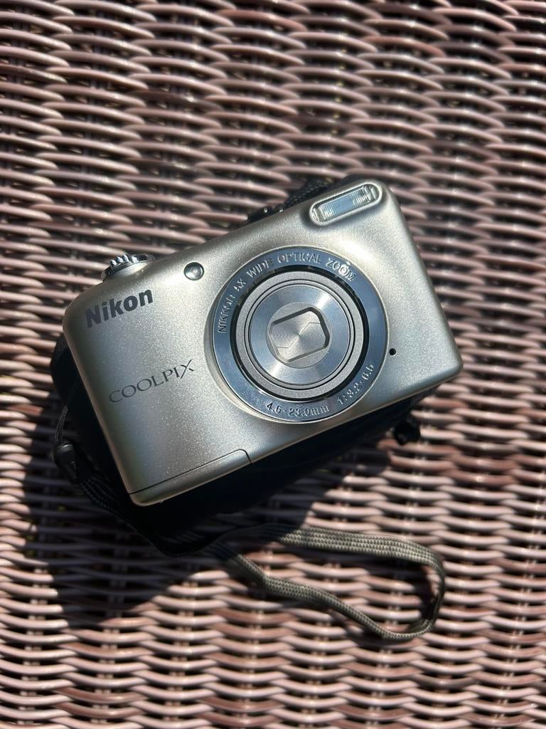 Erg weinig gebruikte Nikon Coolpix L29 Compact Camera, Audio, Tv en Foto, Fotocamera's Digitaal, Compact, Ophalen of Verzenden
