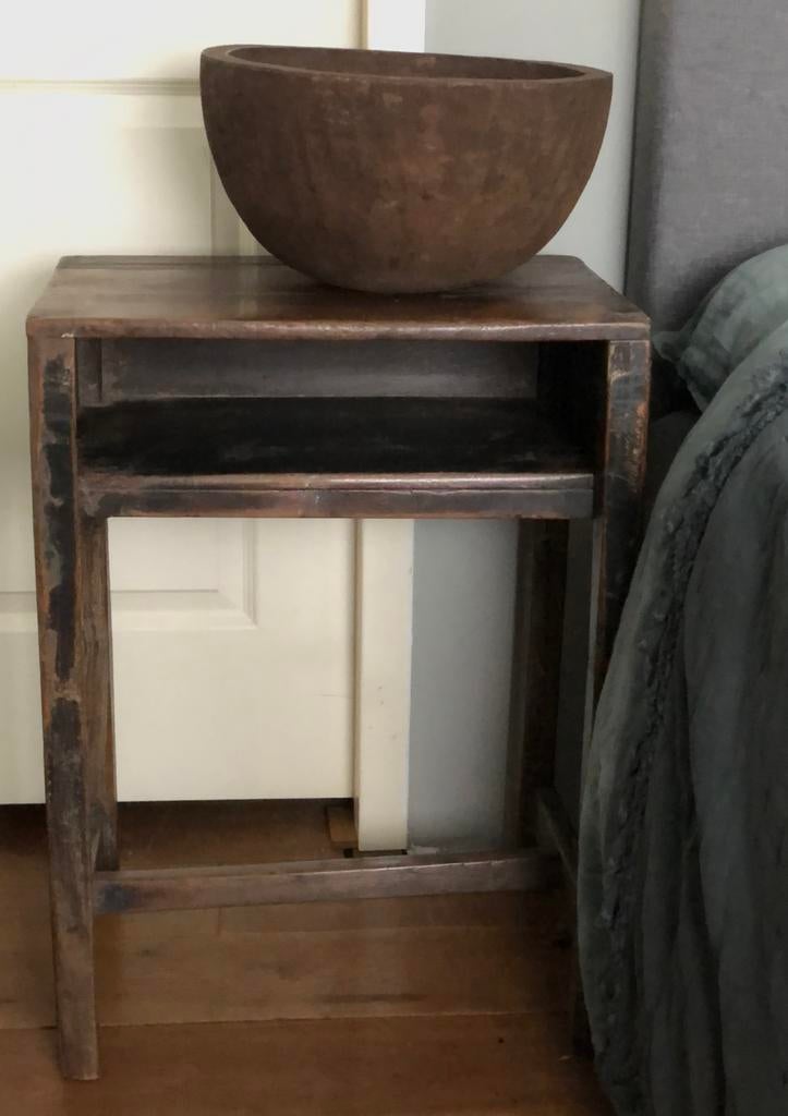 Klein bijzettafel nachtkastje India oosters sober sidetable, Ophalen