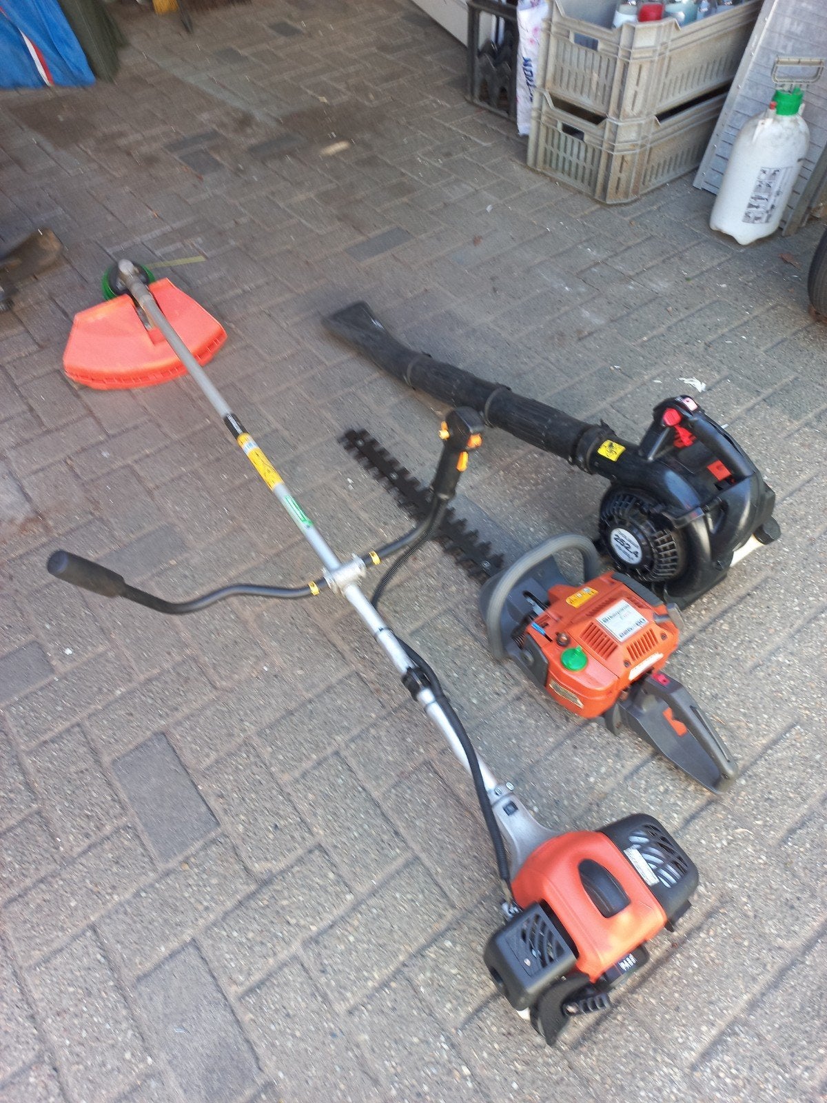 te koop 3 tuinmachines, Tuin en Terras, Ophalen, Gebruikt, Benzine, Dolmar, Hitachi,  Husqvarna