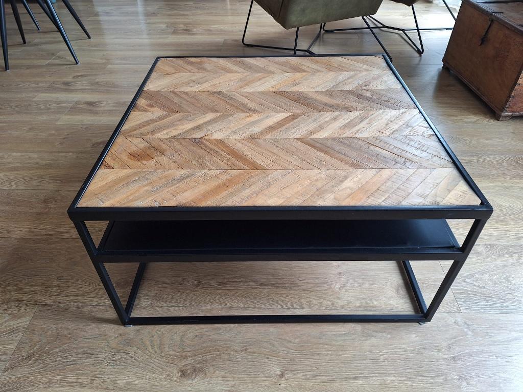 Vierkante salontafel visgraat hout met zwart metaal frame, Ophalen, Gebruikt, 50 tot 100 cm, Vierkant