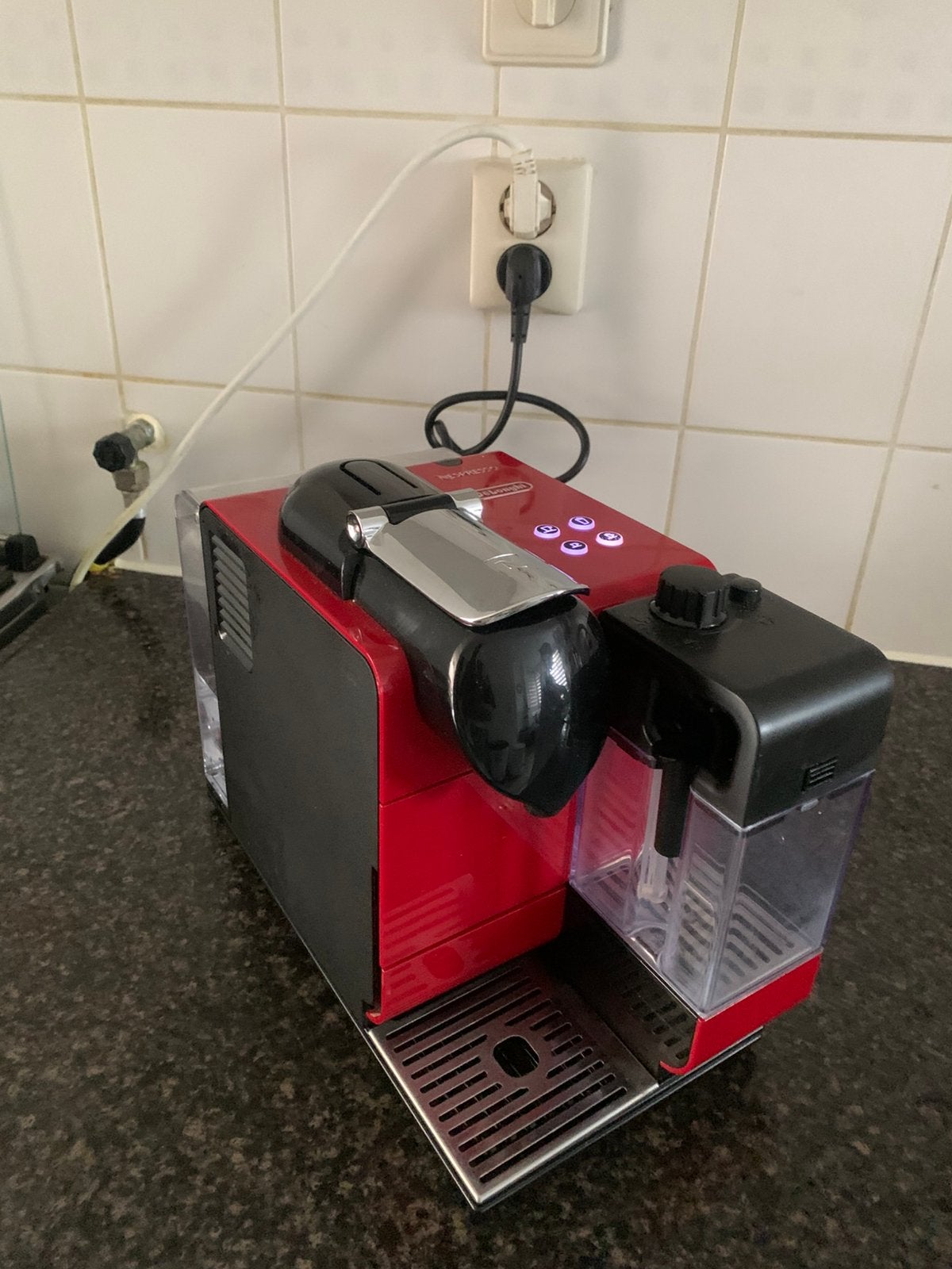 Nespresso te koop, Ophalen, Zo goed als nieuw, Espresso apparaat