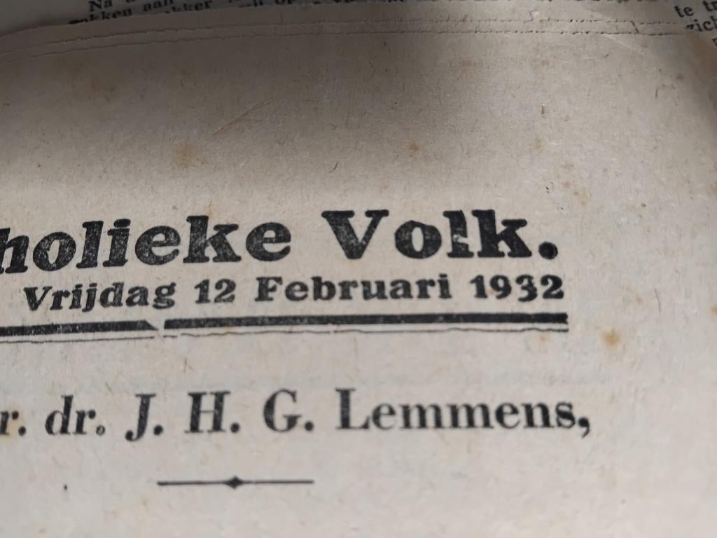 30er jaren kranten gedeeltes, Ophalen of Verzenden, 1920 tot 1940, Krant