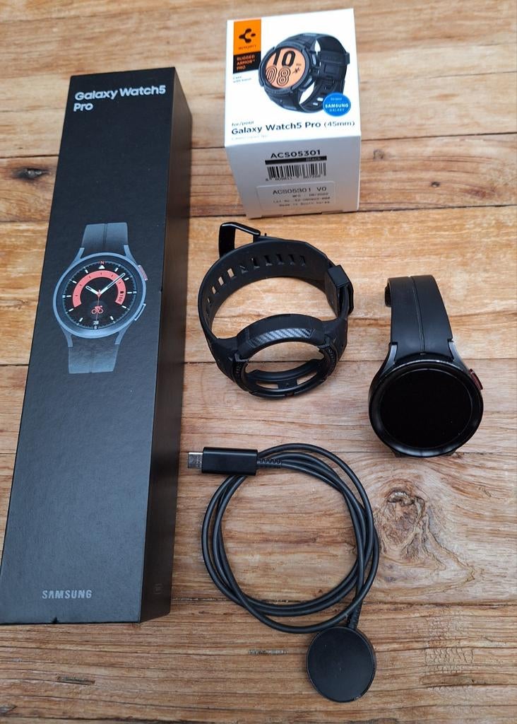 Samsung Galaxy Watch 5 PRO, Zwart, Conditie, Ophalen of Verzenden, Zo goed als nieuw
