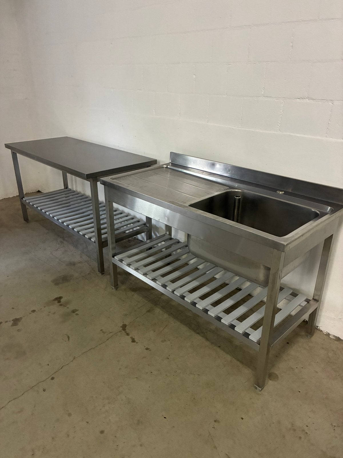 Te koop rvs werktafel en rvs spoeltafel/wastafel, Ophalen, Gebruikt