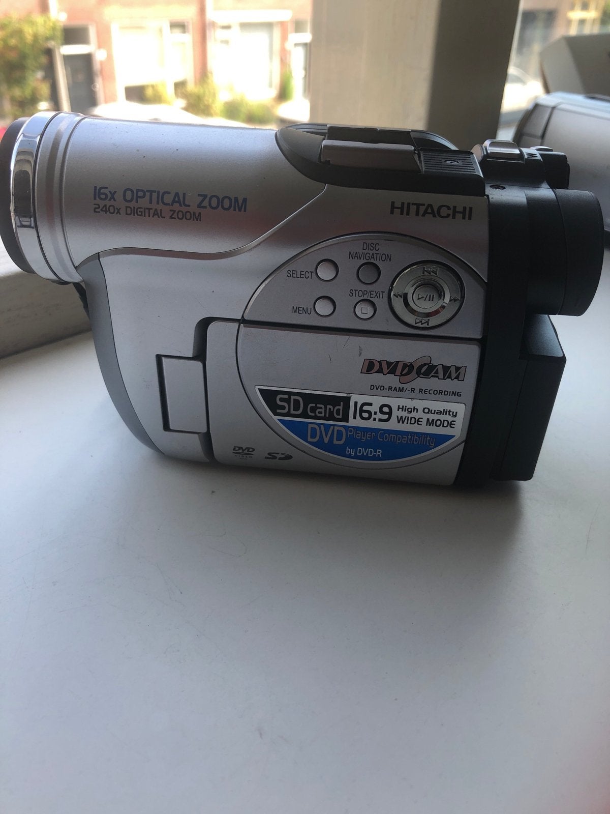 Hitachi DVD Camcorder met 16x optische zoom MET DVD SD, Audio, Tv en Foto, Videocamera's Digitaal, Gebruikt, Dvd, Ophalen of Verzenden
