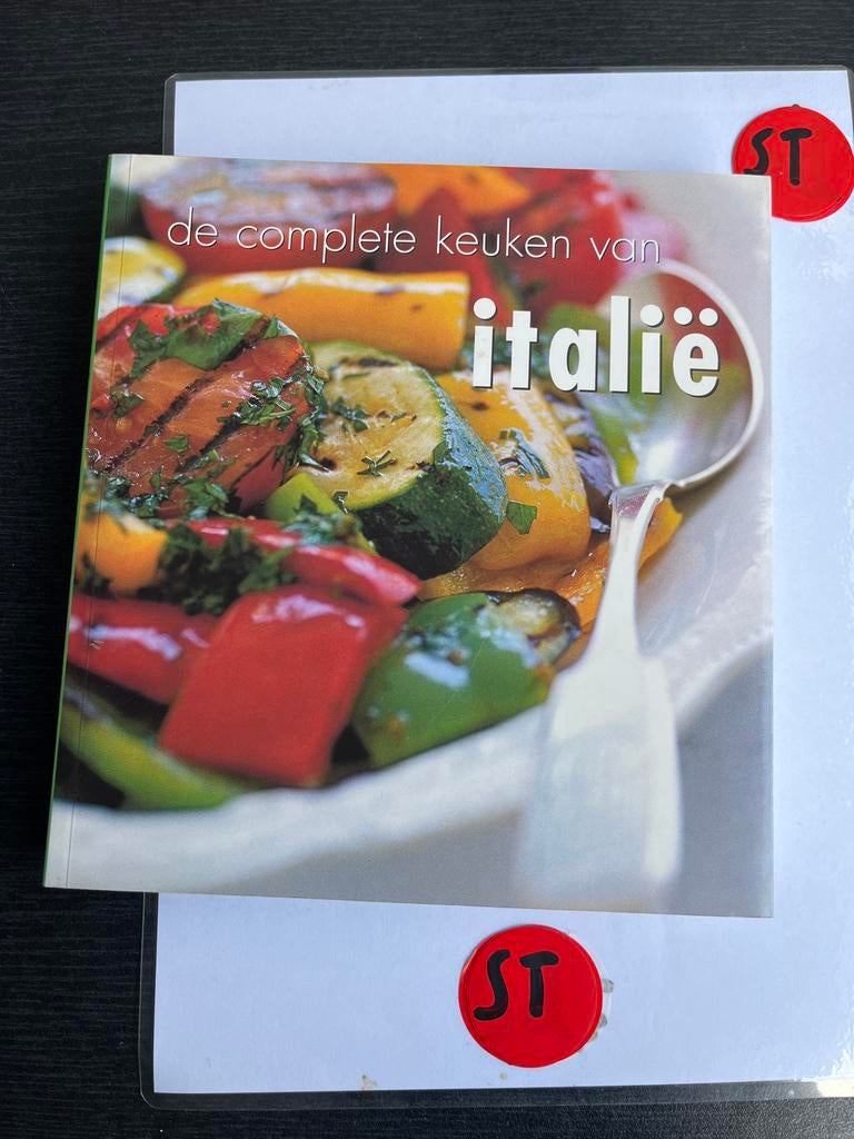 De complete keuken van Italië kookboek, Boeken, Kookboeken, Ophalen of Verzenden, Zo goed als nieuw, Italië, Voorgerechten en Soepen