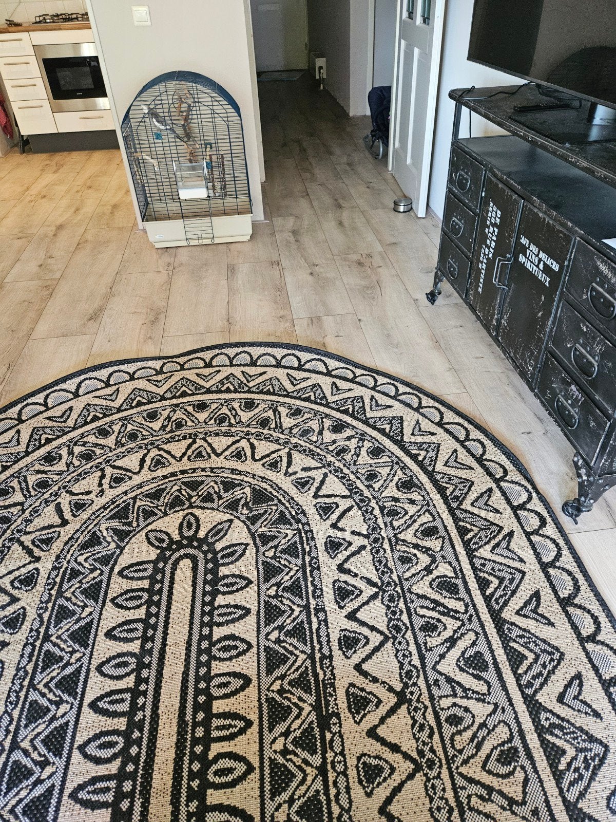 200 x300 ovaal kleed creme zwart, Huis en Inrichting, Stoffering | Tapijten en Kleden, 150 tot 200 cm, Crème, 200 cm of meer, Ophalen of Verzenden