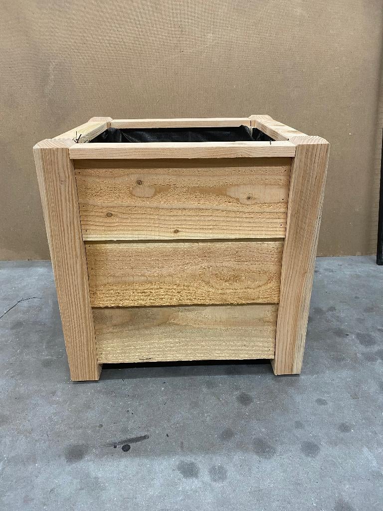 Douglas bloembakken Joost 60 x 60 x 60 cm, Tuin en Terras, Bloembakken en Plantenbakken, Nieuw, Hout, Binnen, Balkon, Tuin, 60 cm of meer