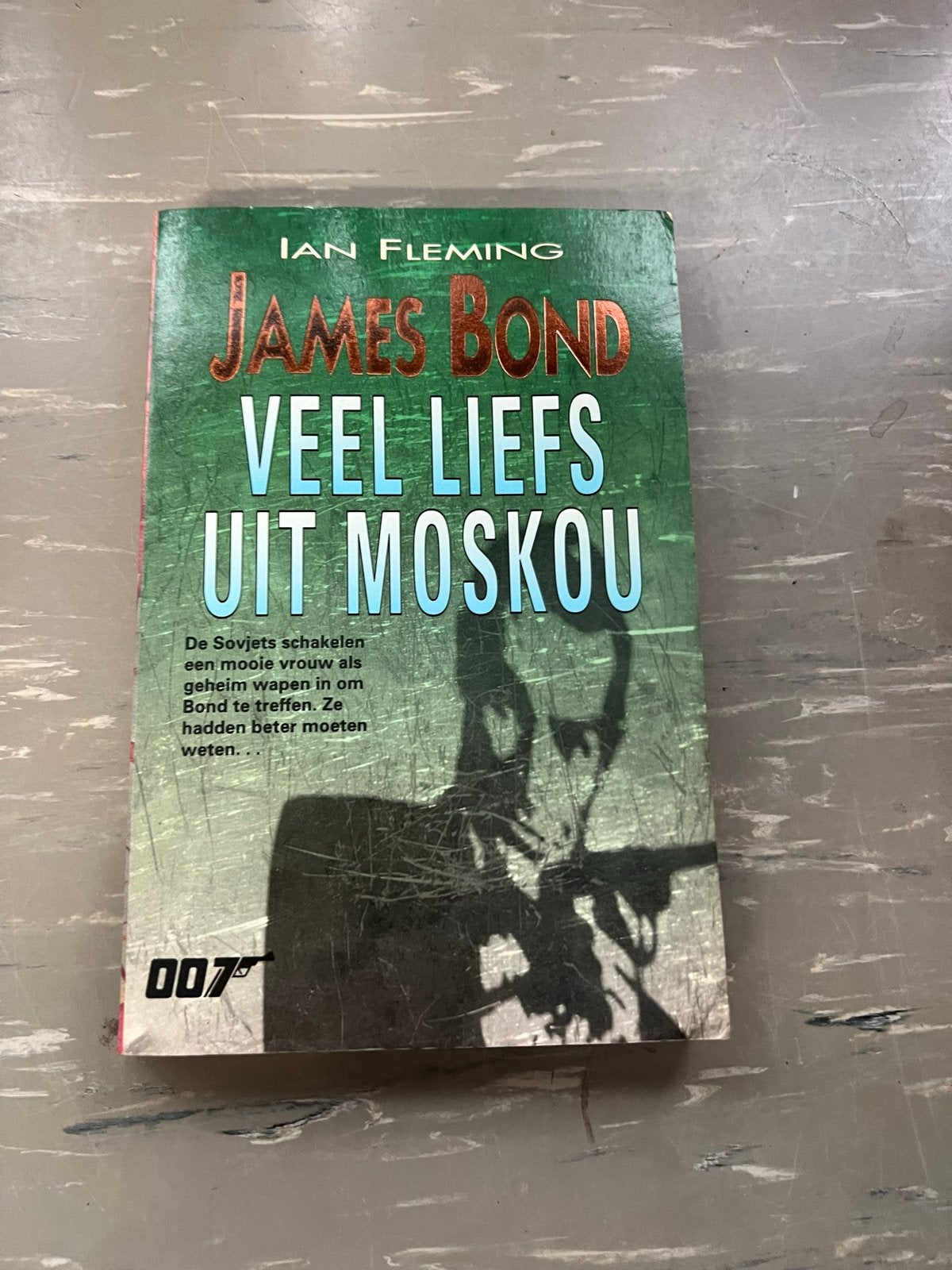 James Bond: Veel Liefs Uit Moskou - Ian Fleming, Ophalen of Verzenden, Gelezen