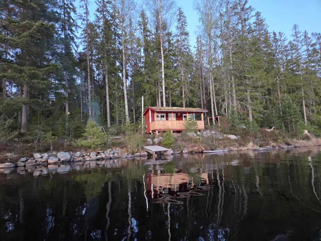 Foto 2 van Vakantiehuis Zweden te huur op privé eiland