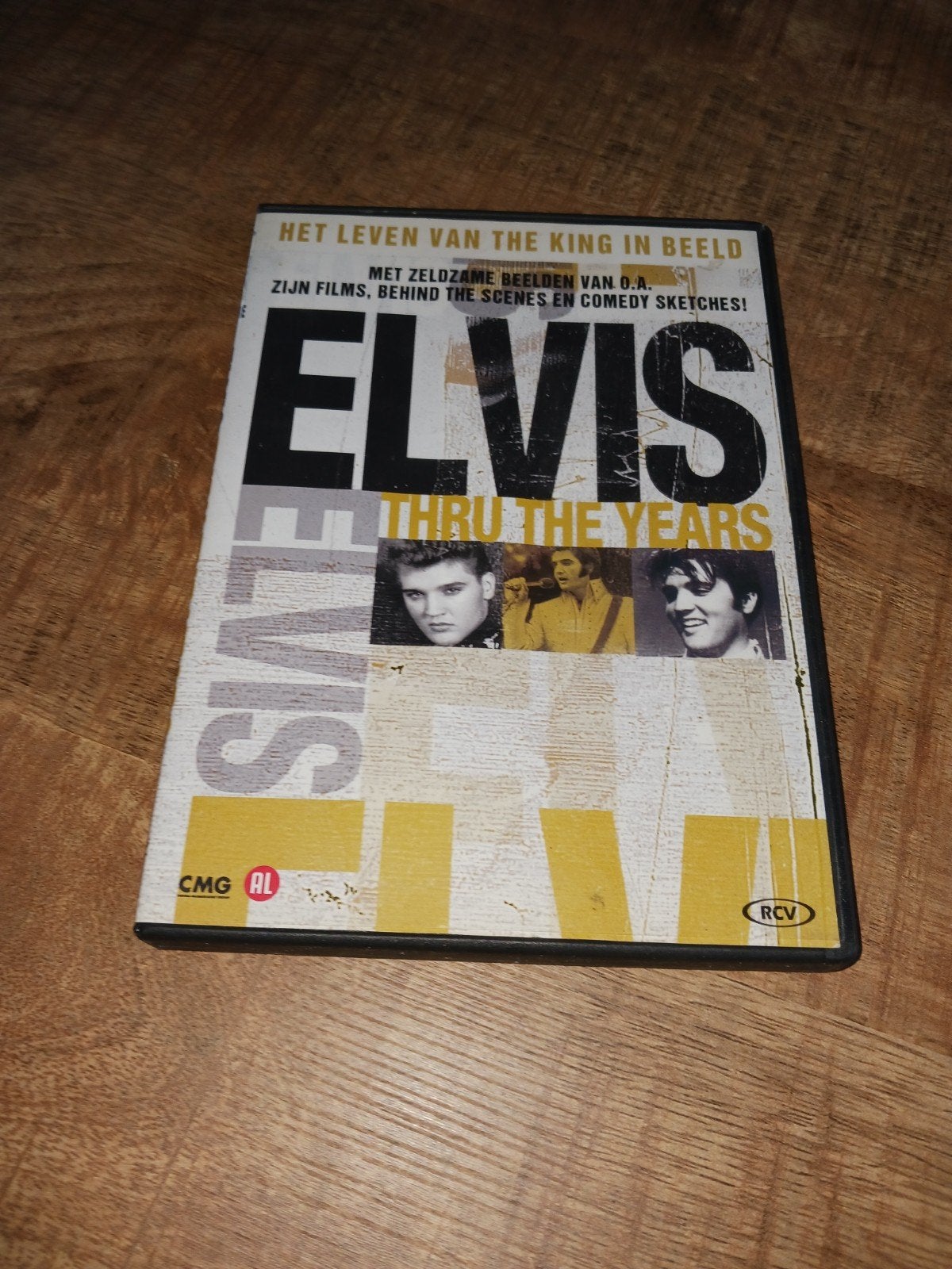 Elvis Thru The Years - Het Leven Van The King In Beeld, Nederlands, Ophalen of Verzenden, Inclusief doosje, Gebruikt
