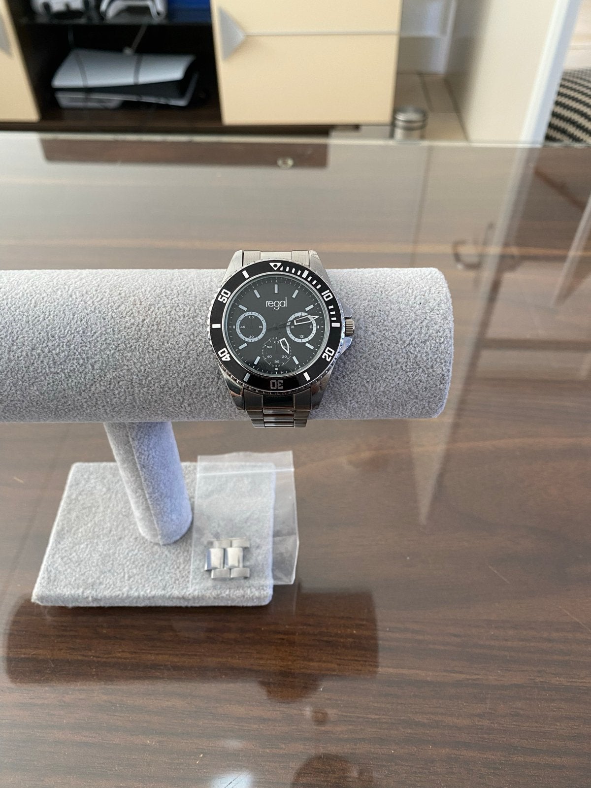 Regal Horloge in Super Staat - Stijlvol en Tijdloos, Sieraden, Tassen en Uiterlijk, Horloges | Heren, Overige merken, Staal, Polshorloge