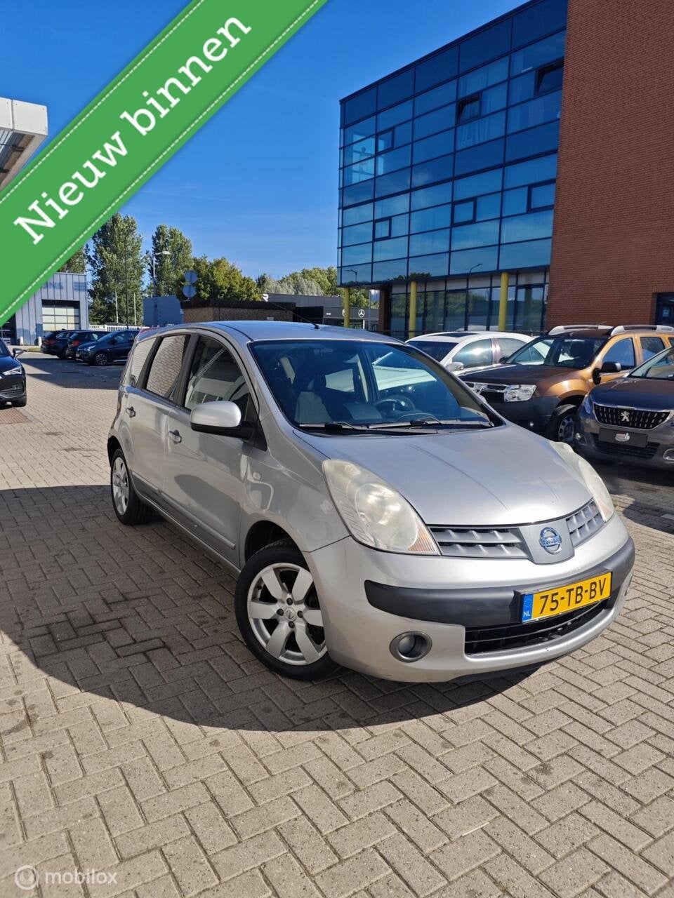 Nissan Note 1.6 First Note AUTOMAAT, Stof, Gebruikt, 4 cilinders, 49 €/maand