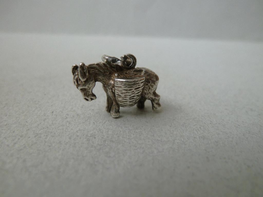 Oude bedel zilver Ezel Pakezel, Verzenden, Zilver, Hanger
