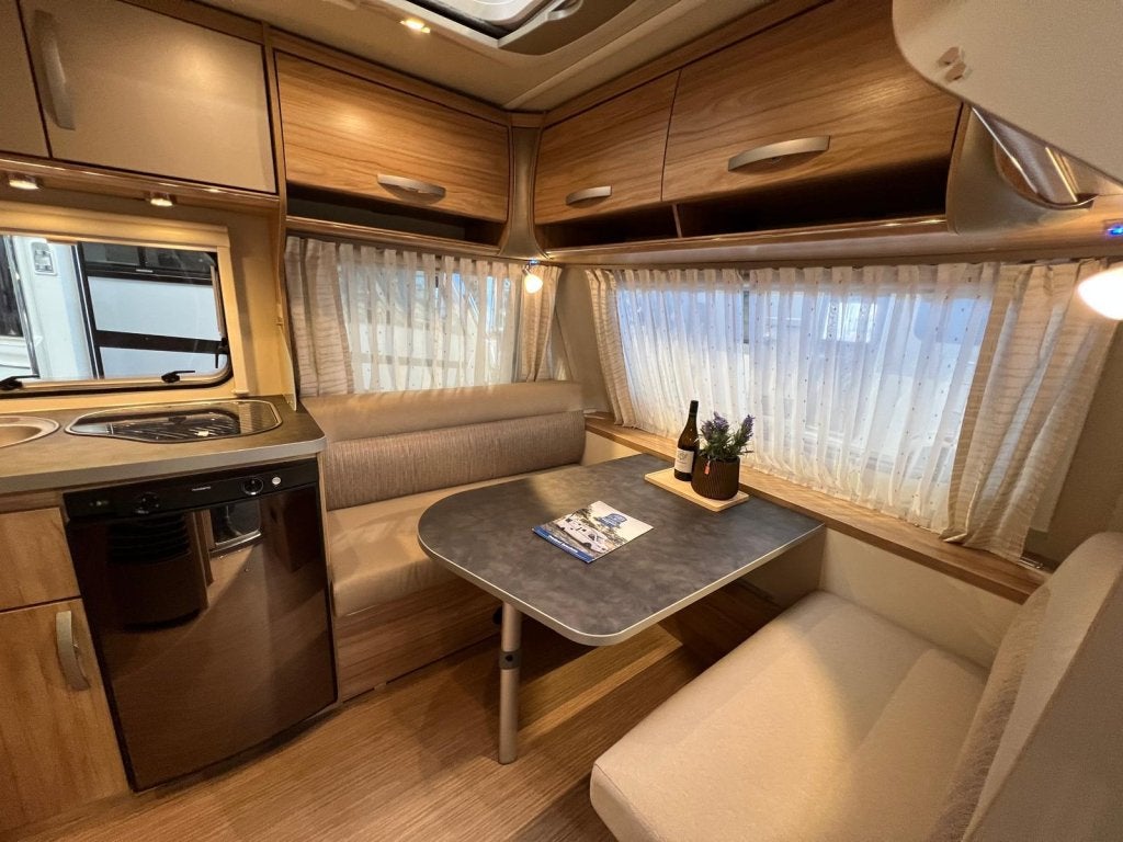 Eriba Nova Light Delight 465 mover isabella lufiel, voortent, Standaardzit, Bedrijf, Overige typen, 4 tot 5 meter