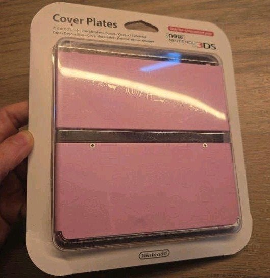 New Nintendo 3DS - Cover plate - Mario Embossed Pink, Ophalen, 1 speler, Racen en Vliegen, Zo goed als nieuw