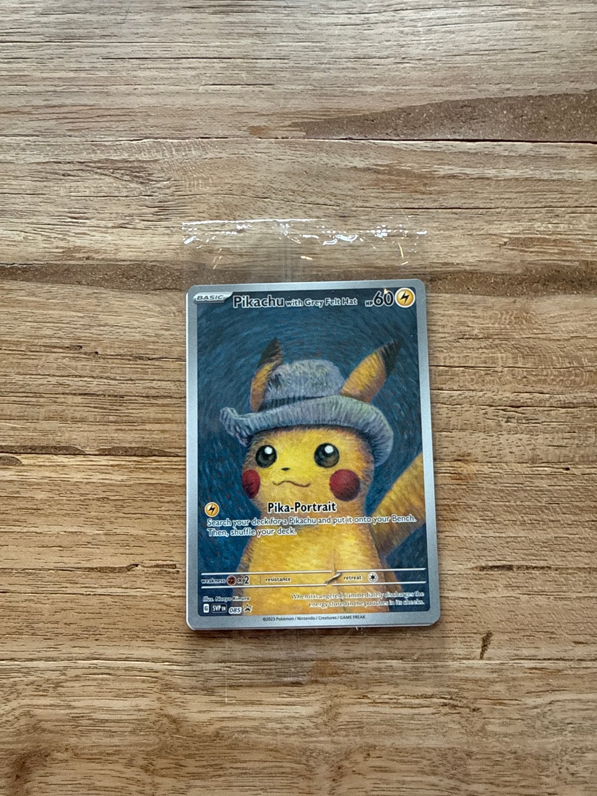 Pikachu met Grijze Vilthoed Pokémon Kaart, Ophalen, Nieuw, Losse kaart