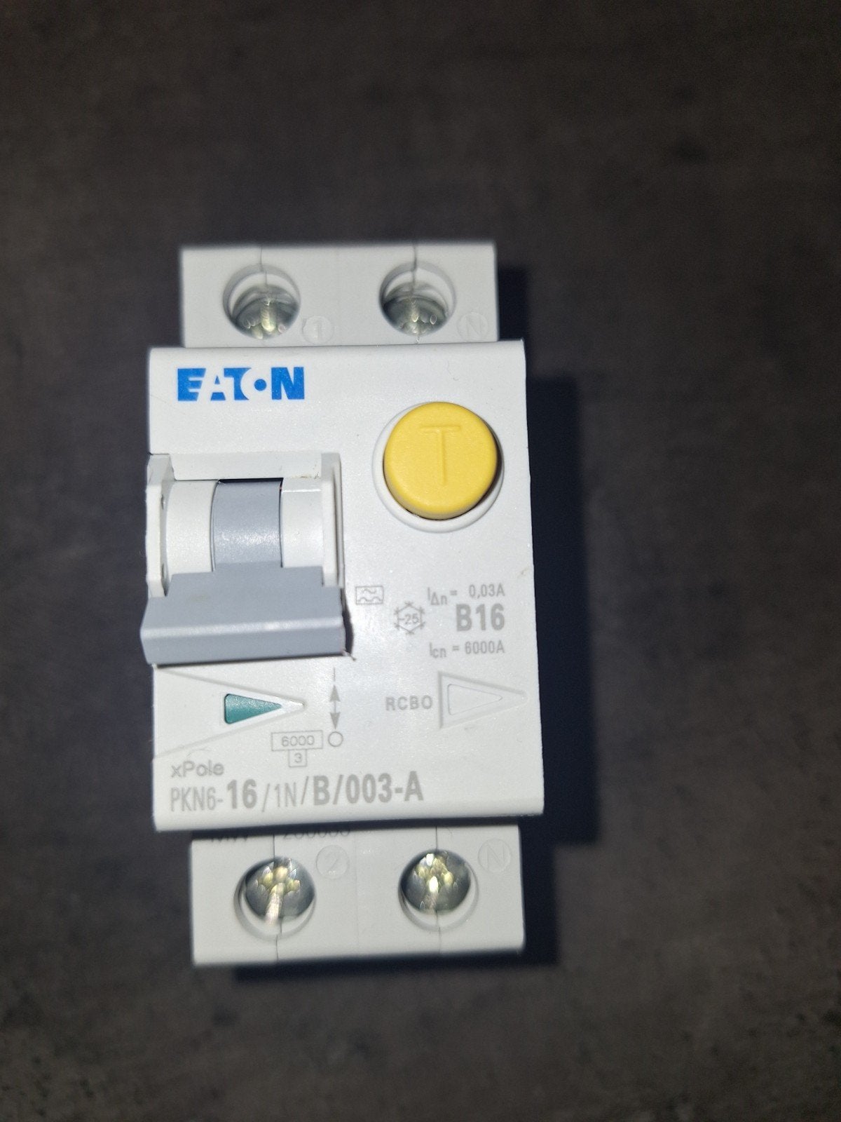 Nieuwe eaton b16 allamat/ aardlekschakelaar, Ophalen of Verzenden, Nieuw, Overige typen