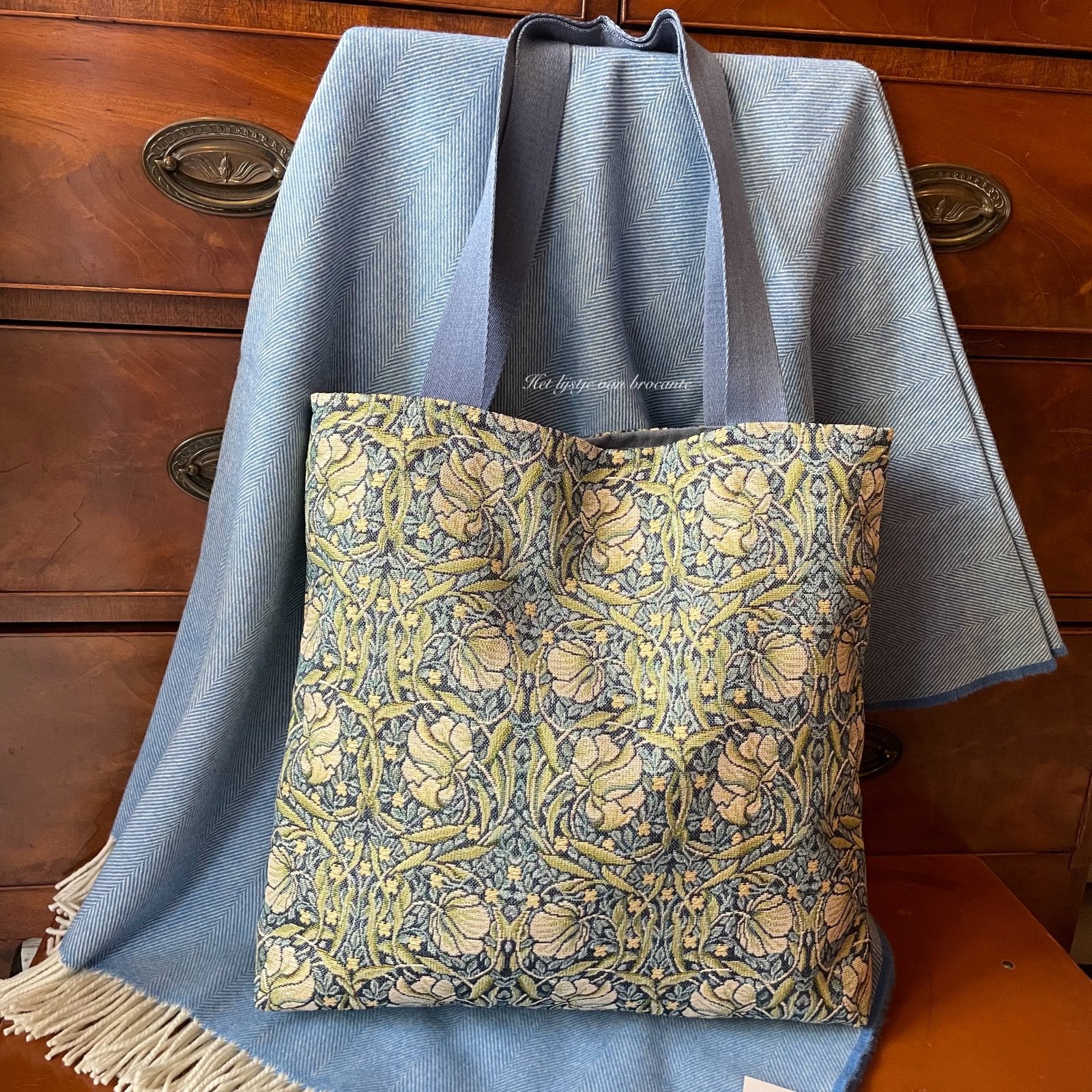 Handgemaakte Tote Bag Shopper William Morris Pimpernel, Westdijk 41 3241 GT Middelharnis, Info@lijstjevanbrocante.nl, Shopper
