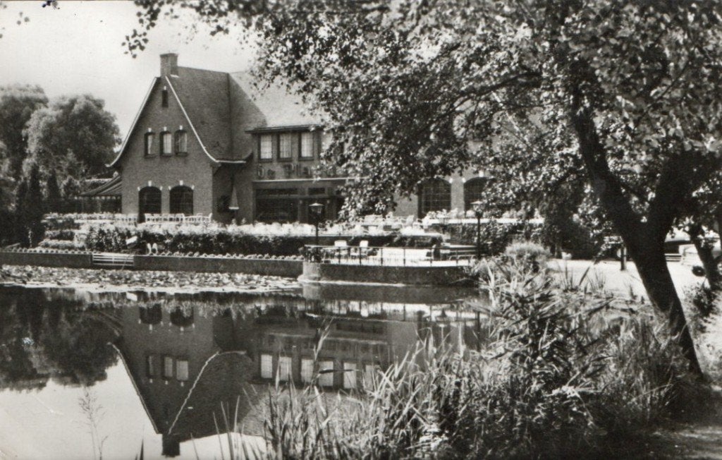 NS93 Plasmolen 1965 hotel zwembad tennisbanen (v. Leer,s), Verzenden, 1960 tot 1980, Gelopen, Limburg