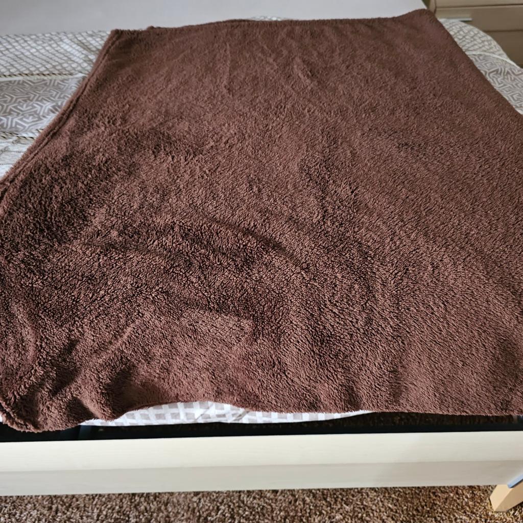 Bruin fleece deken 2.00 x 1.50 meter, Huis en Inrichting, Ophalen of Verzenden, Gebruikt