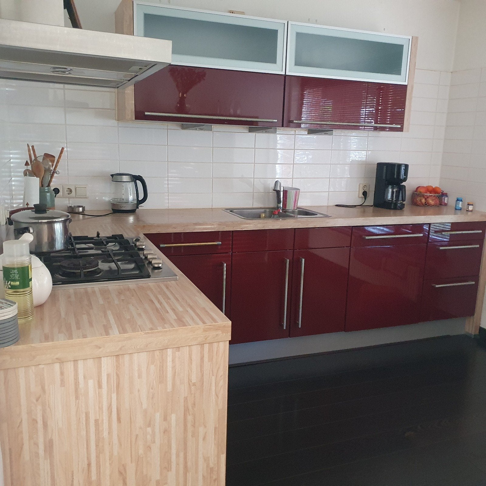 Complete keuken met inbouwapparatuur, Huis en Inrichting, Ophalen, Gebruikt, Hoekkeuken, Hoogglans of Gelakt