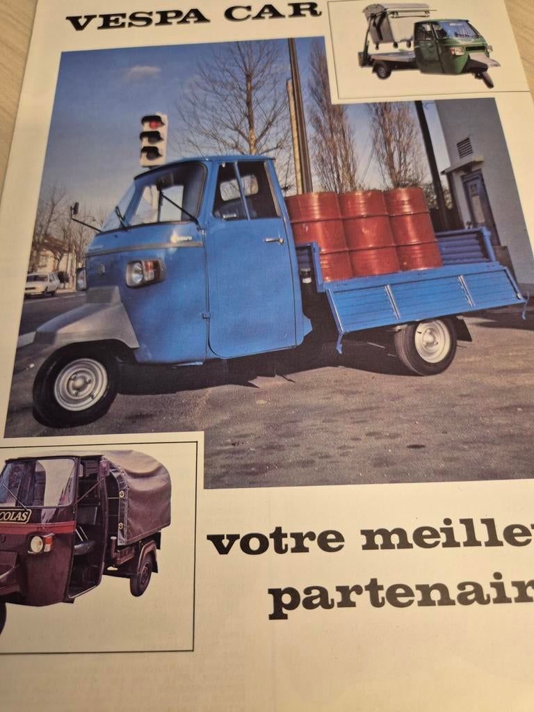 Jaren 60 70 Piaggio Vespa folder ook bakbrommer mooie foto's, Ophalen of Verzenden, Zo goed als nieuw, Overige merken