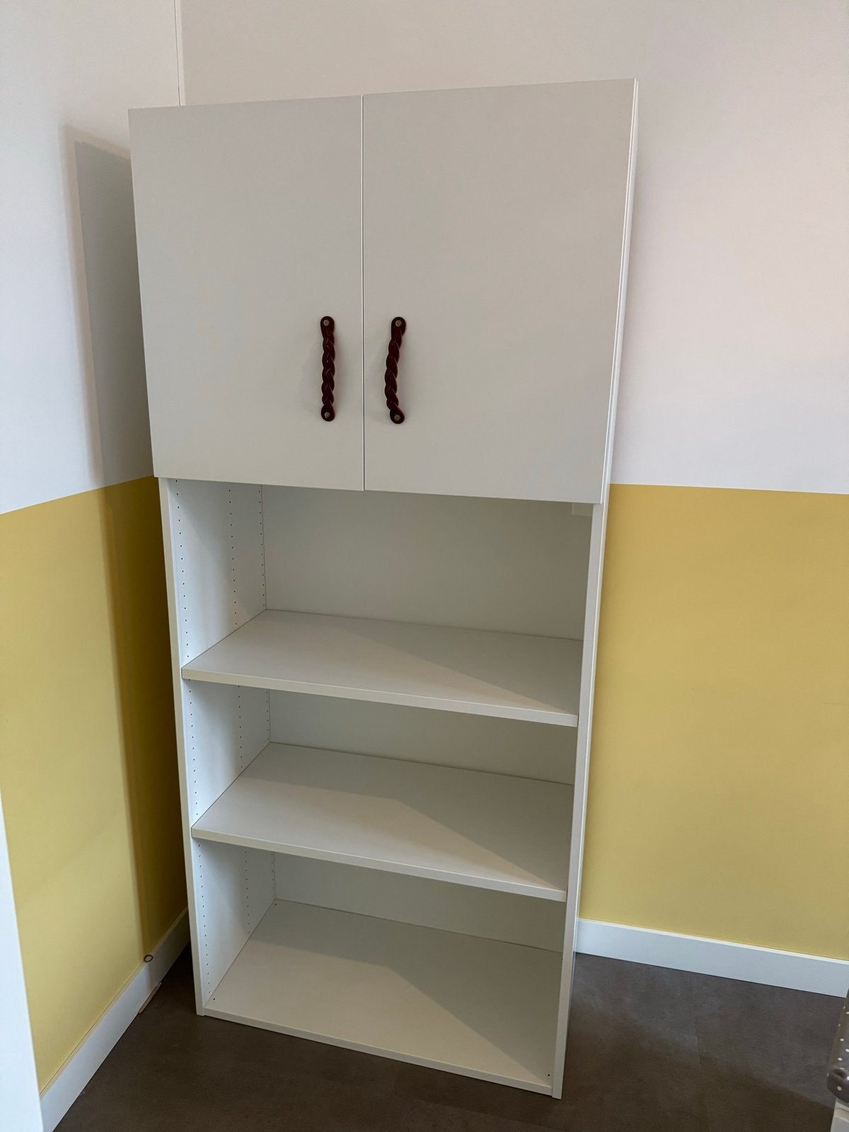 IKEA Platse kast met 5 planken en deurtjes, Ophalen of Verzenden