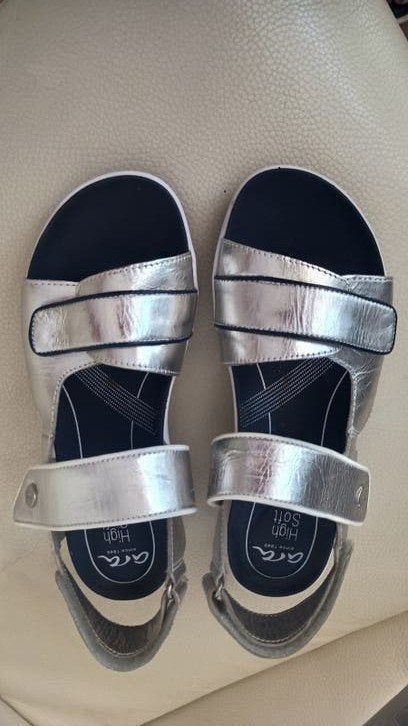 Ara sandalen zilverkleurig maat 39 / 40, Nieuw, Ara, Grijs, Sandalen of Muiltjes