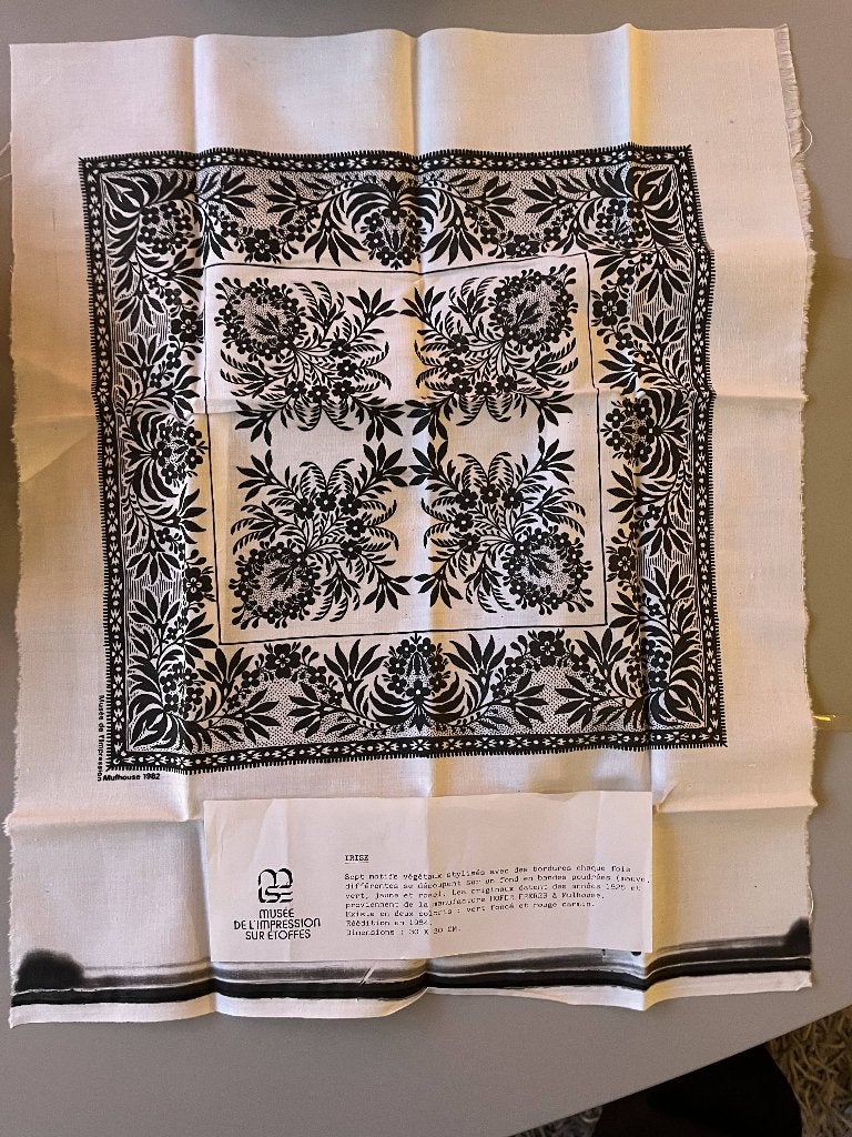 Vintage Kunststof/Textiel Verzamelobject Museum, Antiek en Kunst, Verzenden