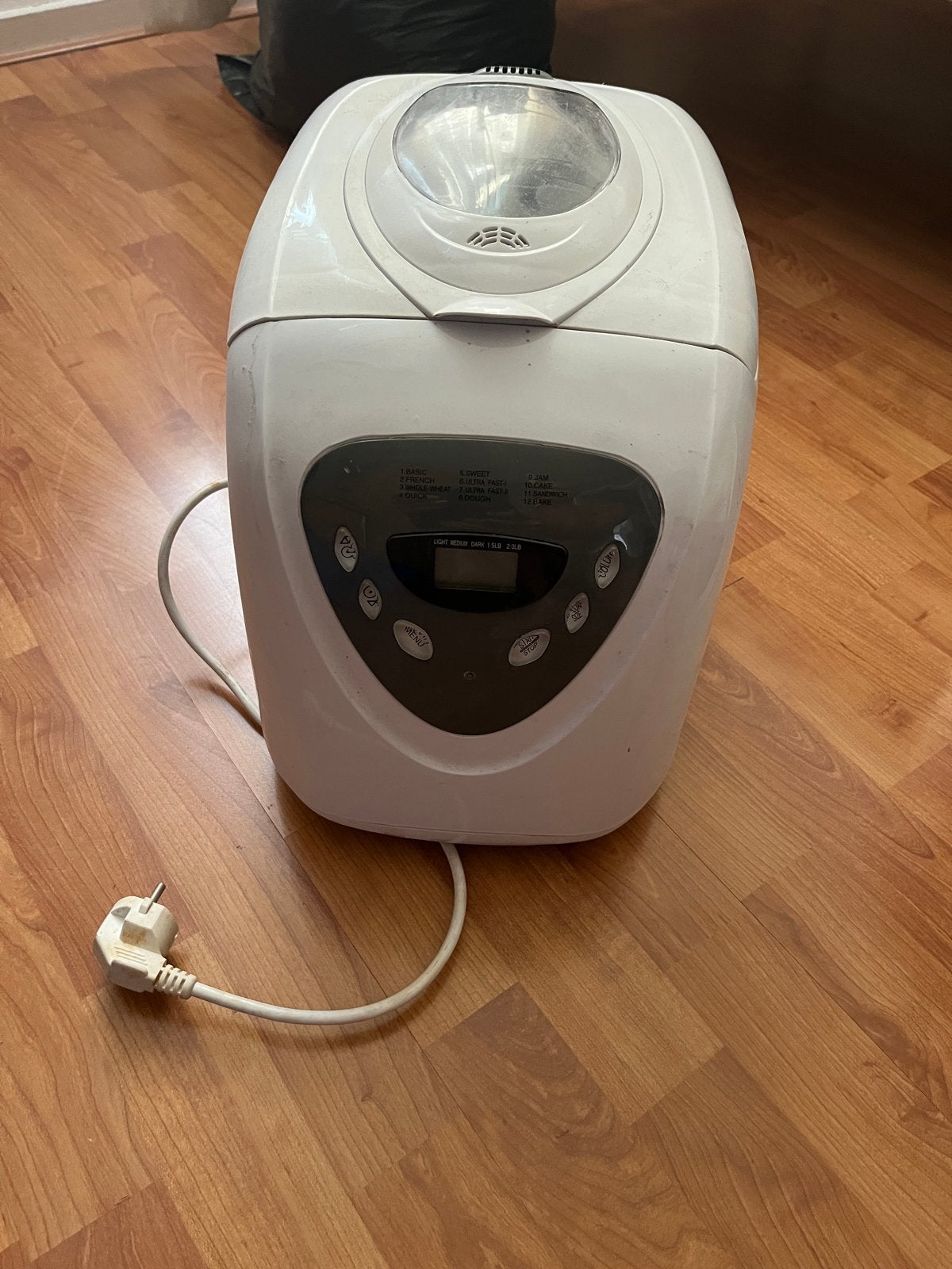 Broodbakmachine XBM1038 - Wit - Goede staat, Witgoed en Apparatuur, Broodbakmachines, Gebruikt, 800 tot 1200 gram deeg, Kijkvenster