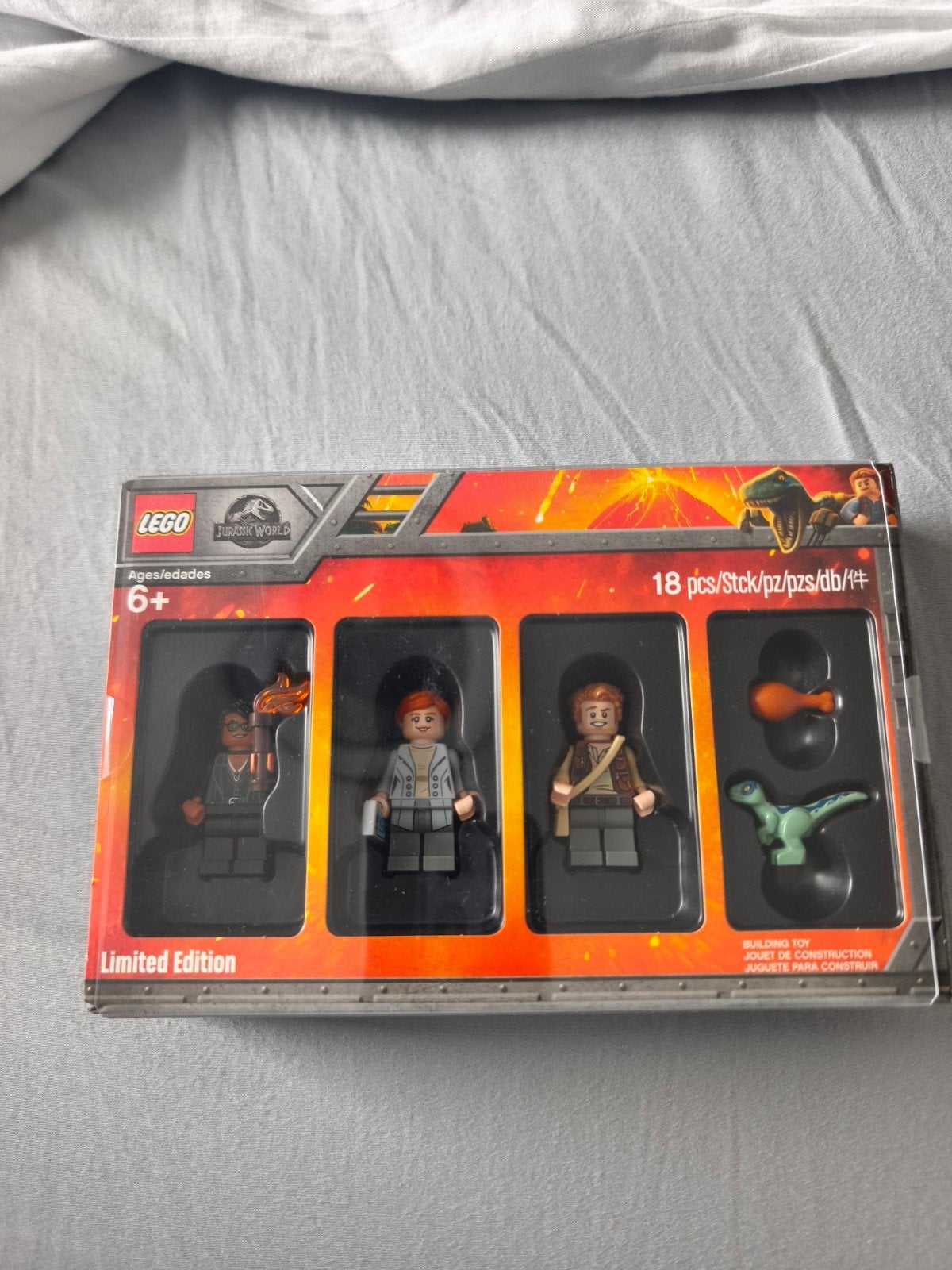 Lego Jurassic world minifigures limited edition, Ophalen, Nieuw